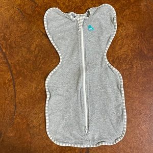 Love to dream swaddle up small gray sleepsack